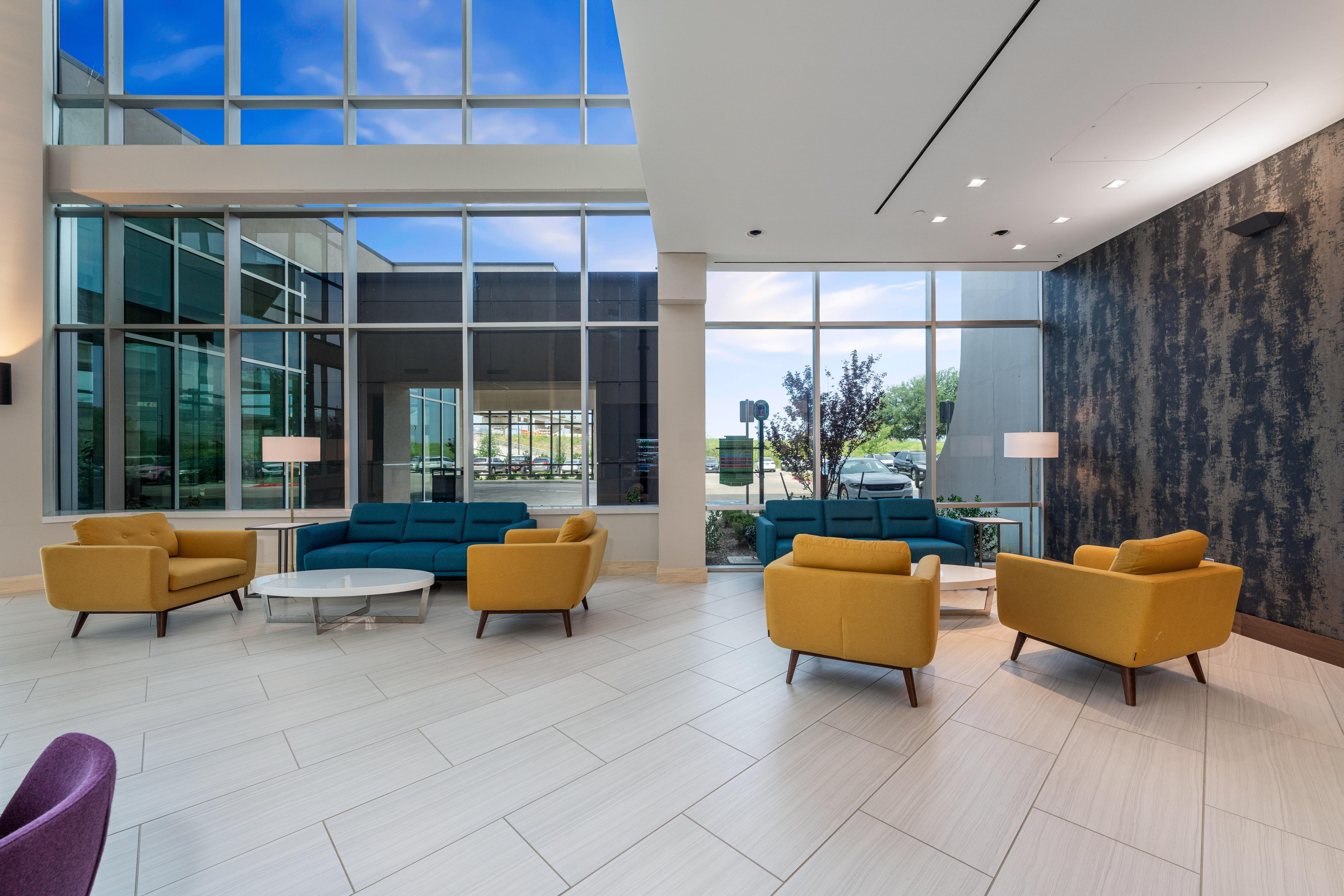 Crowne Plaza Suites Arlington By Ihg מראה חיצוני תמונה